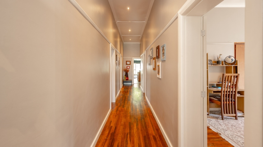 5 Bedroom Property for Sale in Bredasdorp Western Cape